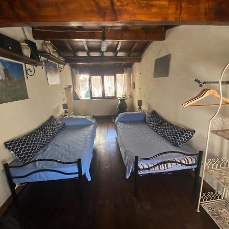 La Dimora Della Strega Apartment Glori Luaran gambar