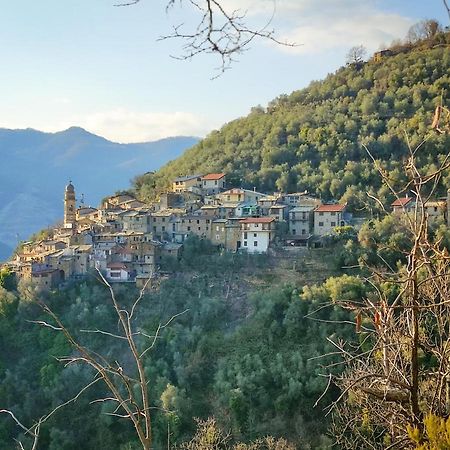 La Dimora Della Strega Apartment Glori Luaran gambar