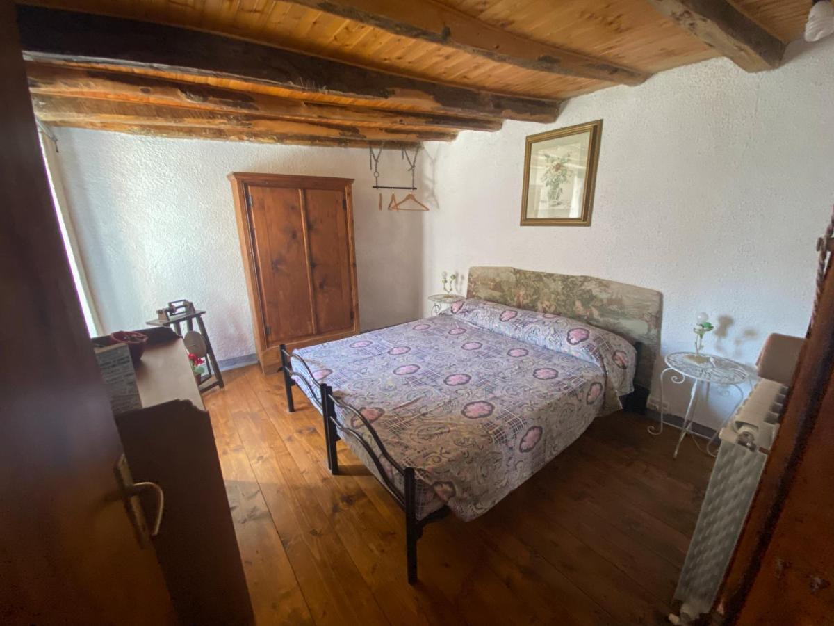 La Dimora Della Strega Apartment Glori Luaran gambar