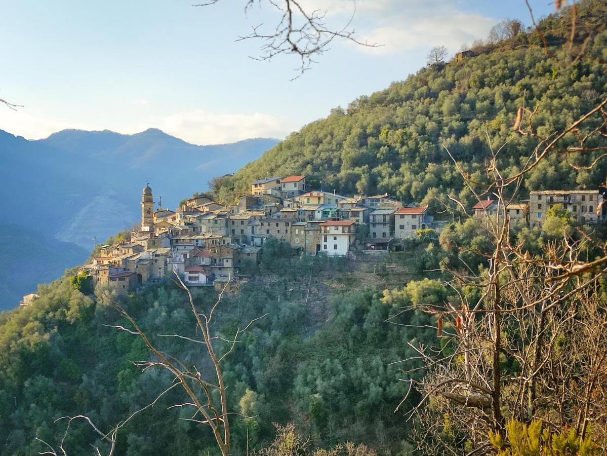 La Dimora Della Strega Apartment Glori Luaran gambar